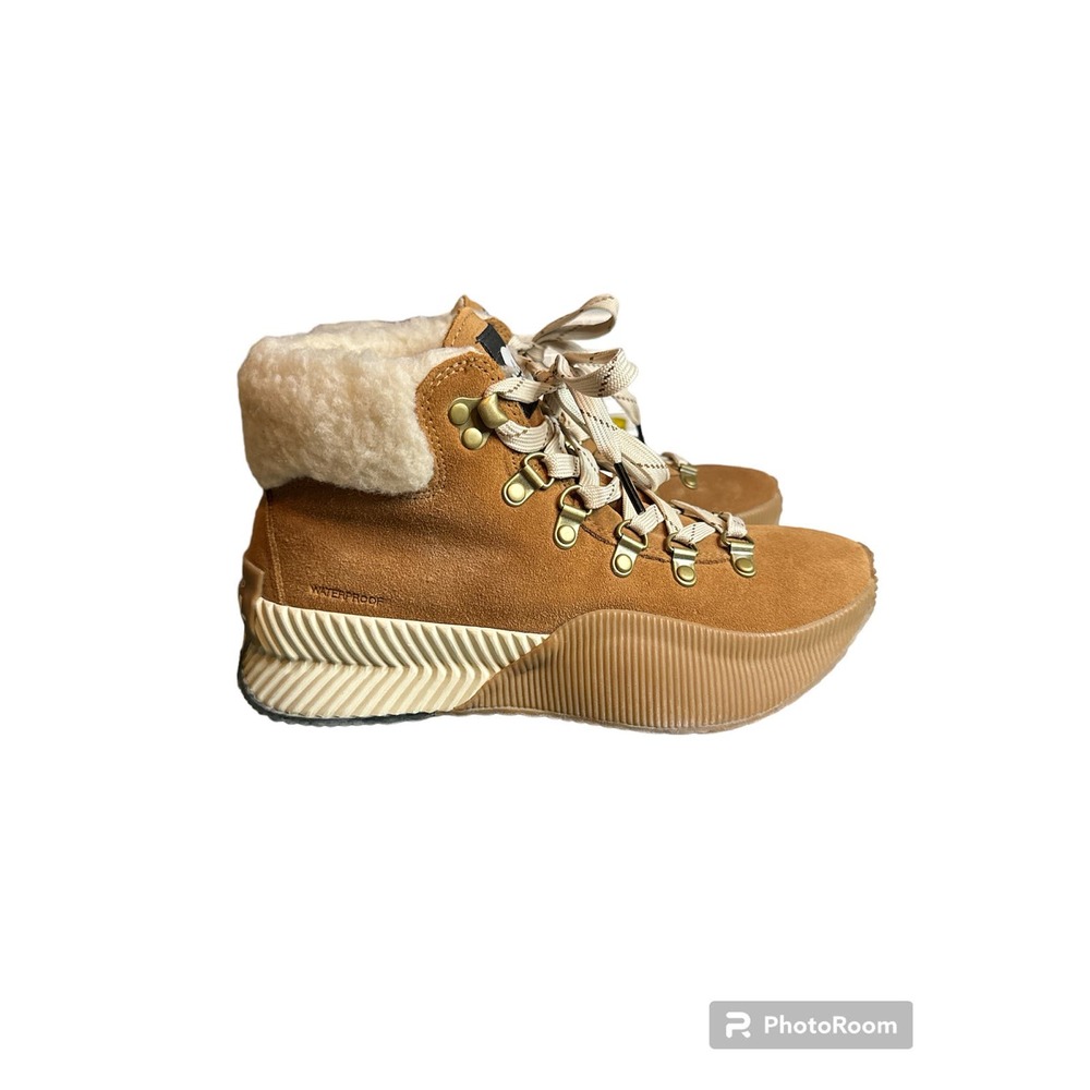 Sorel Out and About lll Conquest - Picture 2 of 6